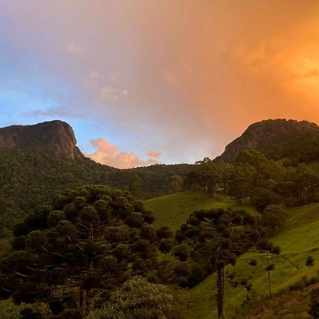 Abrigo De Montanha - Berghuette Villa São Bento do Sapucaí Exterior foto