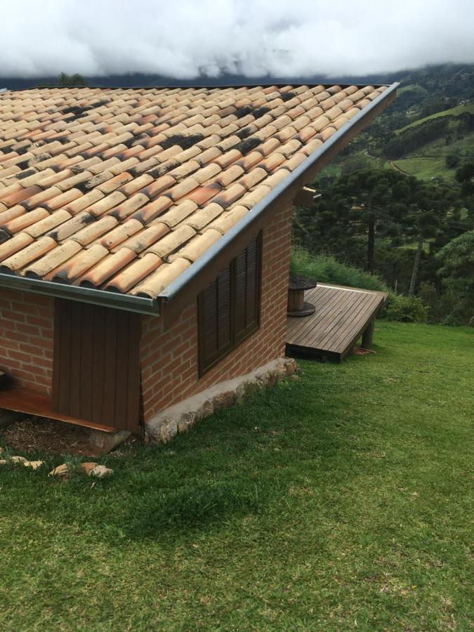 Abrigo De Montanha - Berghuette Villa São Bento do Sapucaí Exterior foto